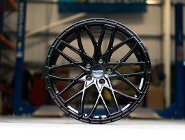 VA8655_Supermetal_Vane_Gloss_Black_5x120_20x9_r_350_sml.jpg