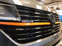 T6.1 Gloss-black Front Grill